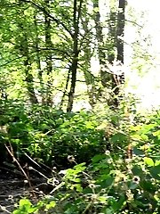 15 pictures - ass is on full view in this outdoor peeing scene