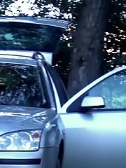 15 pictures - Cleaning her husbands car with her own pee